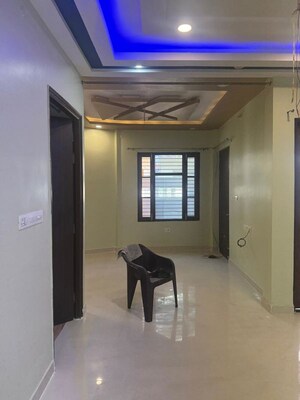 Room in 2 BHK Independent House at Gomti Nagar – for Rent