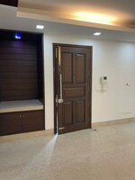 3 BHK + Servant Room 1600 Sq.Ft. Builder Floor in Vasant Vihar