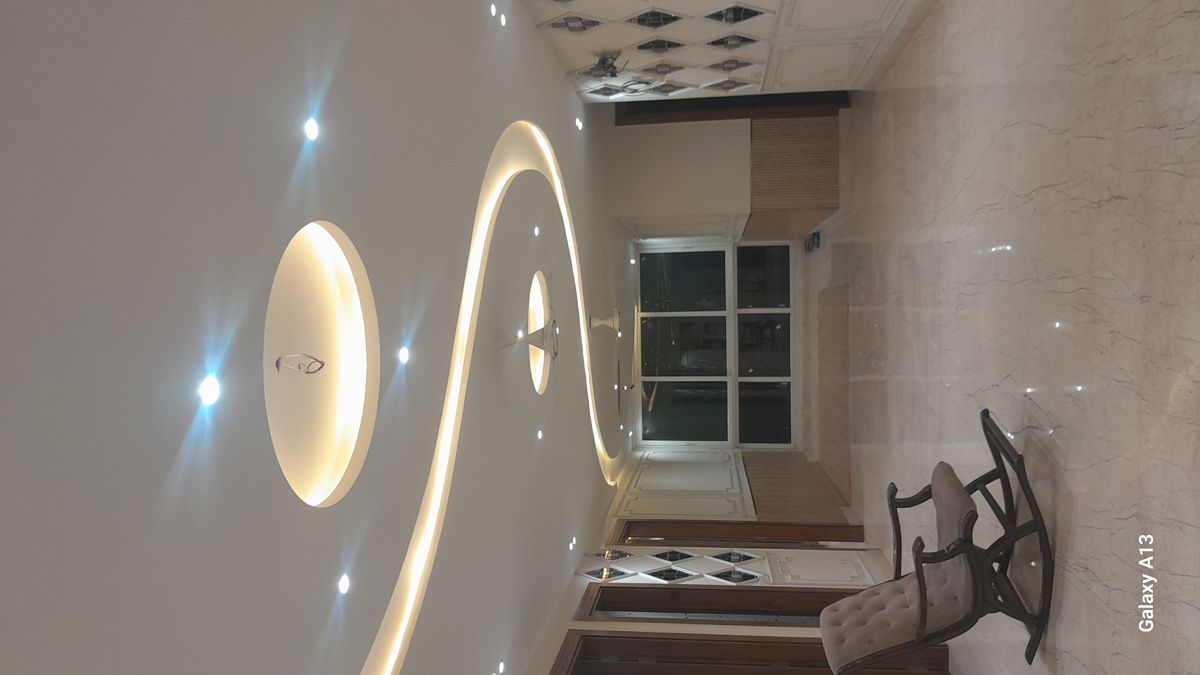 4 BHK + Pooja Room,Servant Room Builder Floor For Rent in Unitech South City II