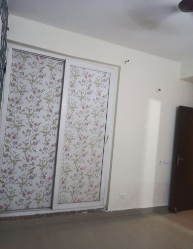 Room, avj-heights 3 Bedroom 1350 Sq.Ft. Apartment In Zeta I Greater Noida Greater Noida 10221712