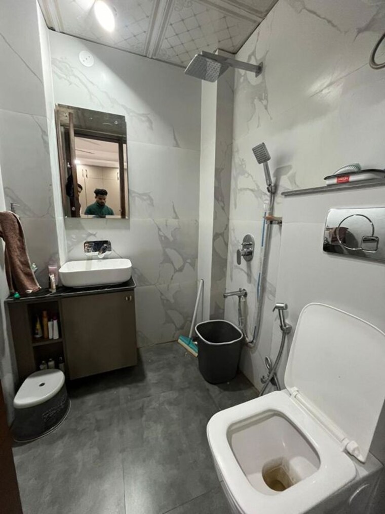 Bathroom, sushant lok ii 2 Bedroom 1200 Sq.Ft. Builder Floor In Sushant Lok ii Gurgaon 10221735