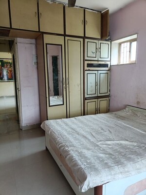 1 BHK Apartment For Rent in Dahisar East