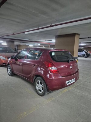 Parking in 2 BHK Apartment at Lodha Amara, Kolshet Road – for Rent