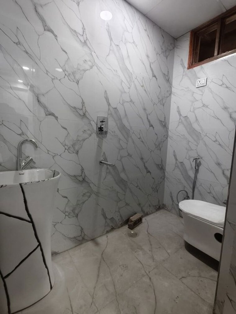 Bathroom, saj-ecostar 3 Bedroom 1400 Sq.Ft. Builder Floor In Sector 104 Noida 10221783