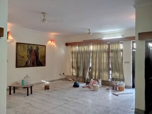Living Room in 3 BHK Independent House at Sector 11 – for Rent