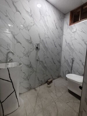 Bathroom in 3 BHK Builder Floor at SAJ Ecostar, Sector 104 – for Sale