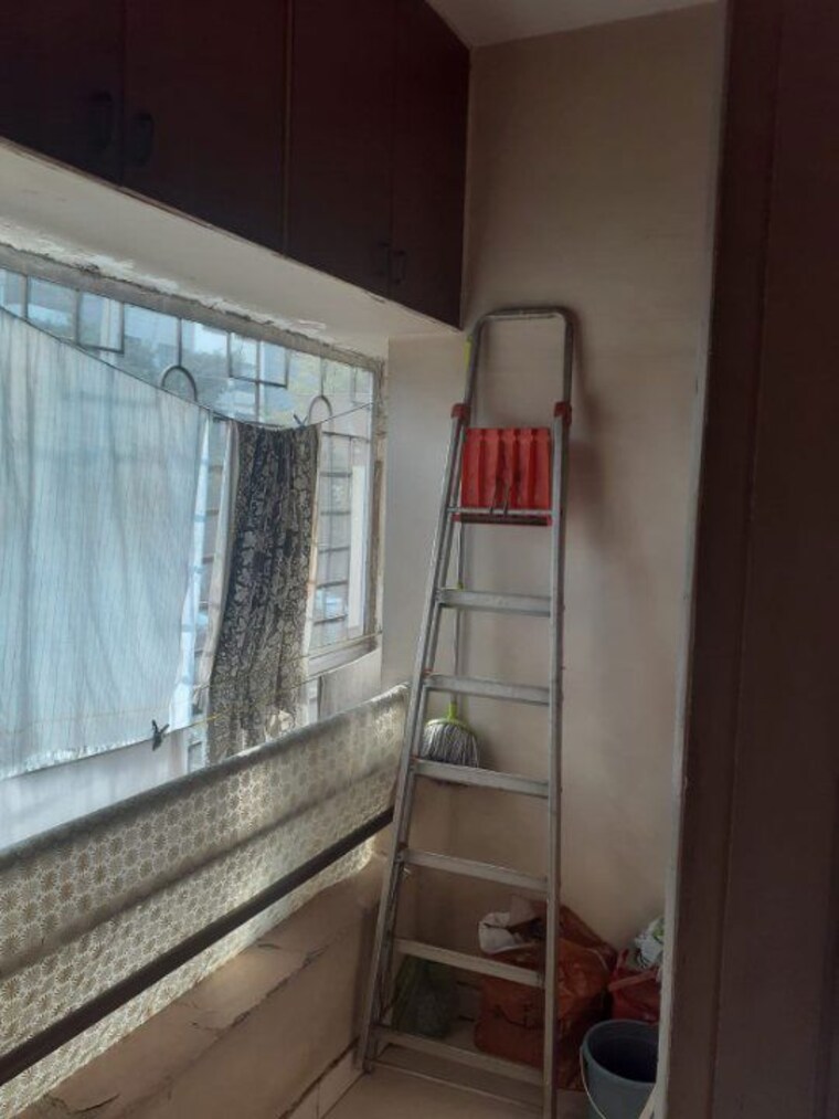 Balcony, kumar-urban-kubera-colony 2 Bedroom 1050 Sq.Ft. Apartment In Kondhwa Pune 10213439