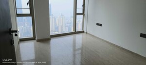 Room in 2 BHK Apartment at Lodha The Park, Worli – for Rent