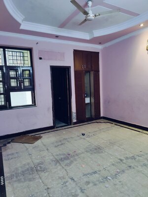 2 BHK Builder Floor For Rent in RWA Apartments Sector 52, Sector 52
