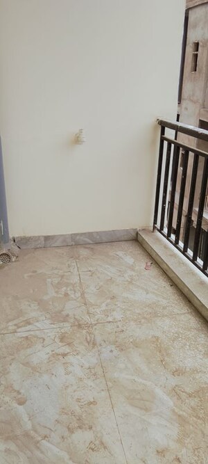 Room in 2 BHK Builder Floor at Home World II, Sector 49 – for Sale