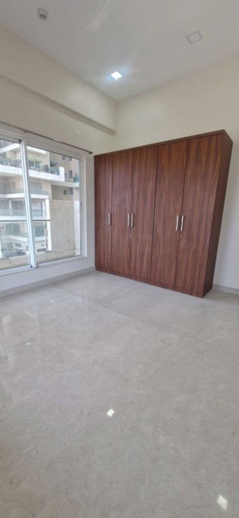 Room, indiabulls-sky 3 Bedroom 2300 Sq.Ft. Apartment In Lower Parel Mumbai 10221809