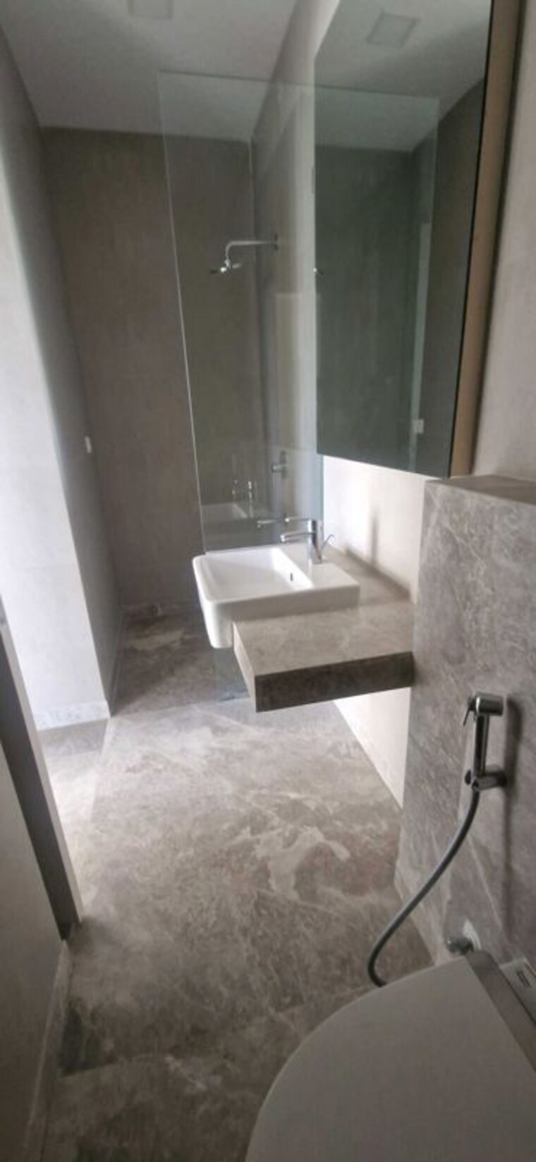 Washroom, indiabulls-sky 3 Bedroom 2300 Sq.Ft. Apartment In Lower Parel Mumbai 10221809