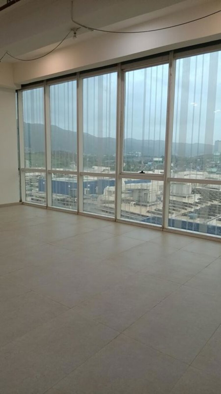 Common Area, plutonium-business-park Commercial Office Space 1806 Sq.Ft. In Turbhe Navi Mumbai 10221819