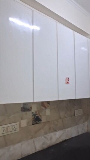 Furnished Amenities in 1 BHK Apartment at Chattarpur – for Rent