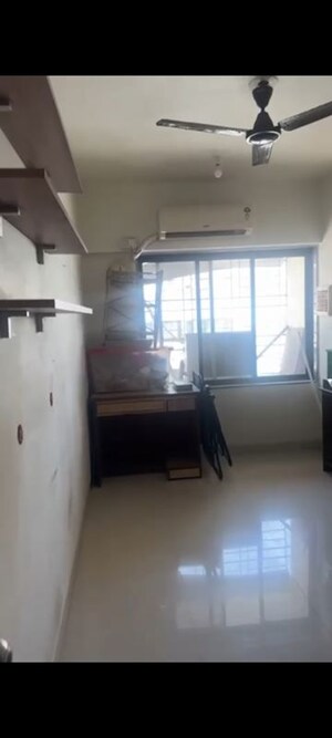 Room in 2.5 BHK Apartment at Madhuban Industrial Estate, Andheri East – for Rent