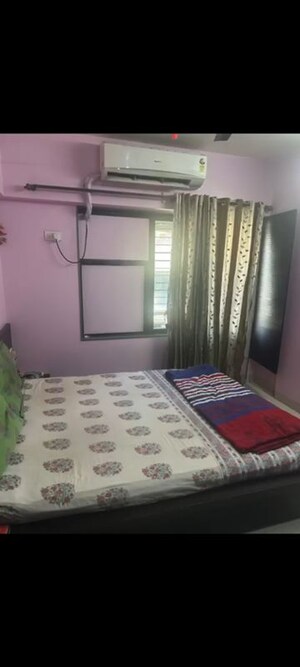 Bedroom in 2.5 BHK Apartment at Madhuban Industrial Estate, Andheri East – for Rent
