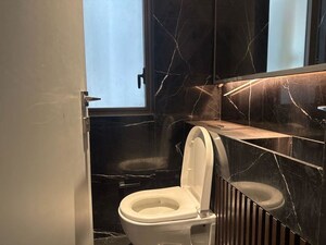 Bathroom in 3 BHK Apartment at Lodha Trump Tower, Worli – for Rent