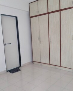 2 BHK Apartment For Rent in Motideep Apartment