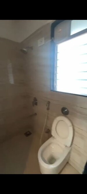 Master Bedroom in 2 BHK Apartment at Platinum Towers, Andheri East – for Rent