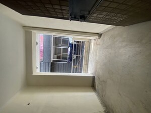 Room in 2 BHK Builder Floor at Palm Residency Chhatarpur, Chattarpur – for Rent