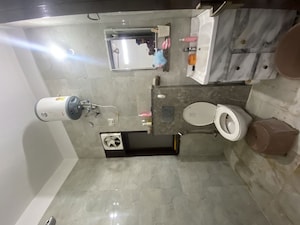 Parking in 3 BHK Builder Floor at Palm Residency Chhatarpur, Chattarpur – for Rent