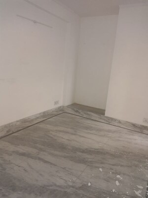 Room in 3 BHK Apartment at Sector 21c – for Rent