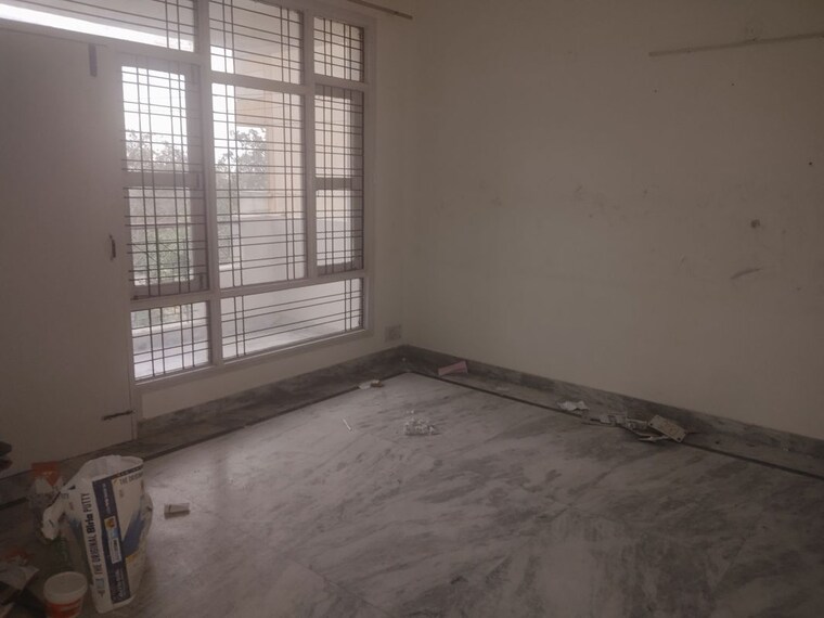 Room, sector 21c 3 Bedroom 1450 Sq.Ft. Apartment In Sector 21c Faridabad 10221868