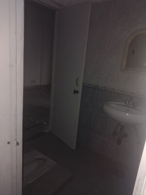 Bathroom in 3 BHK Apartment at Sector 21c – for Rent