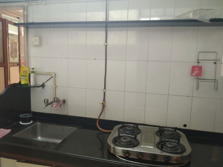 Bathroom, jalmeena-chs 1.5 Bedroom 600 Sq.Ft. Apartment In Vile Parle East Mumbai 10221875