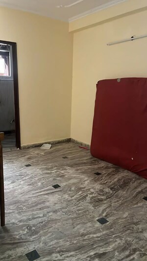 Room in 1 BHK Builder Floor at Chattarpur – for Rent