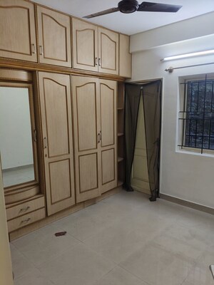 Room in 2 BHK Apartment at Sri Sai Residency Kadubeesanahalli, Kadubeesanahalli – for Rent