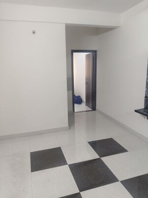 Room in 1 BHK Apartment at Krishna Residency Kadubeesanahalli, Kadubeesanahalli – for Rent