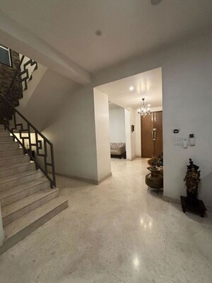 Room in 5 BHK Apartment at NCC Urban Gardenia, Gachibowli – for Rent