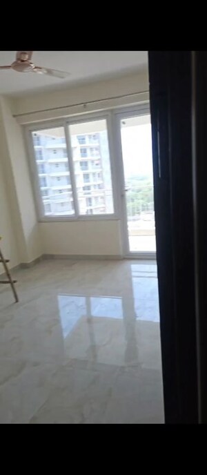 3 BHK Apartment For Rent in Ram Shanti Apartment, Sector 52