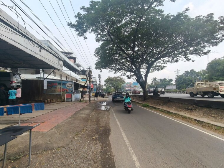 undefined, vyttila Commercial Land 2182 Sq.Ft. In Vyttila Kochi 10221680