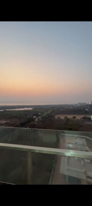 Furnished Amenities in 3 BHK Apartment at L & T Seawoods Residences Phase 1 Part B, Seawoods – for Rent