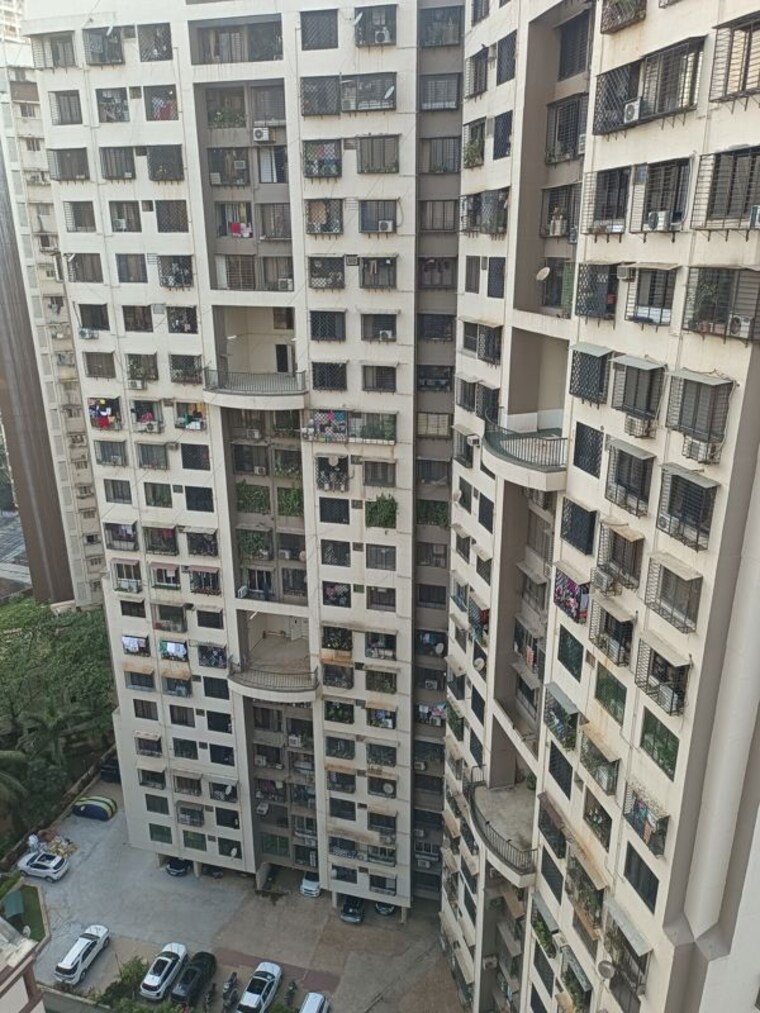 Exterior View, ashish-swapnalok-towers 2 Bedroom 920 Sq.Ft. Apartment In Goregaon East Mumbai 10221927