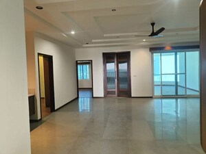 Room in 6 BHK Apartment at NCC Urban Gardenia, Gachibowli – for Rent