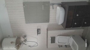 Bathroom in 4 BHK Builder Floor at Eros Rosewood City, Sector 49 – for Rent