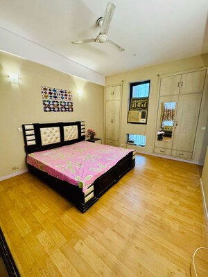 Bedroom in 3 BHK Independent House at Unitech Horizon, Pi Greater Noida – for Rent