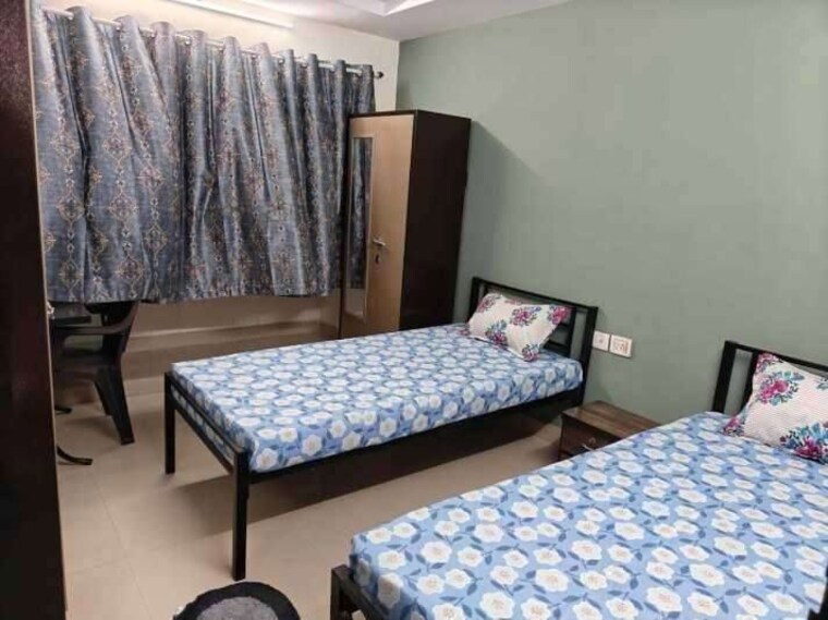 Bedroom, kandivali west Pg For Boys & Girls In Kandivali West 10221937