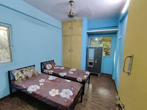 Bedroom in  Pg at Kandivali West – for Rent