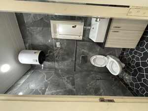 Team Area in 3 BHK Builder Floor at Malviya Nagar – for Sale