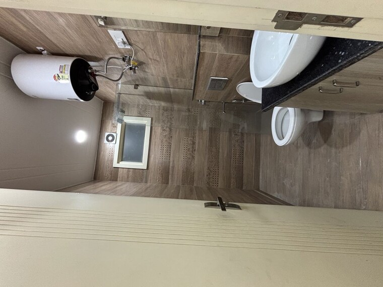 Bathroom, malviya nagar 3 Bedroom 1300 Sq.Ft. Builder Floor In Malviya Nagar Delhi 10221947