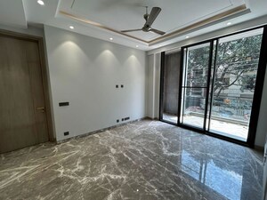 4 BHK Apartment For Sale in Vasant Vihar