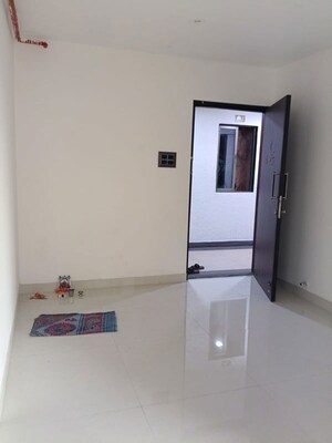 Room in 2 BHK Apartment at Alliance Bhaskar, Malad West – for Rent