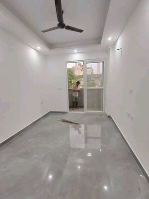 Room in 1 BHK Apartment at Palm Residency Chhatarpur, Chattarpur – for Rent