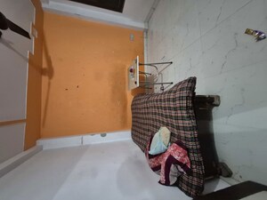 Room in 1.5 BHK Builder Floor at Patparganj – for Rent