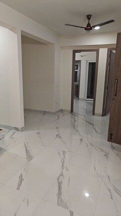2.5 BHK + Study Room Builder Floor For Rent in Smart World Gems