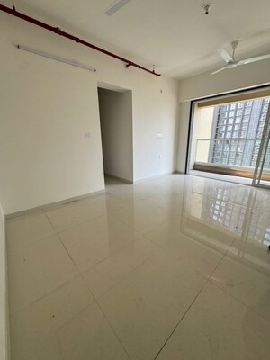 2 BHK Apartment For Rent in Runwal Sanctuary, Mulund West